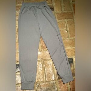Paper Crane Women’s Light Gray Joggers size XS